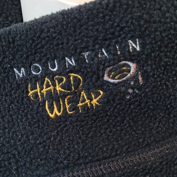 Mountain Hardwear Black Fleece Quarter Zip Pullover Sweater - Picture 3 of 7